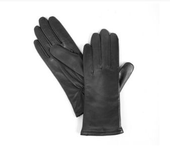 Share the Glove Love Our Top Rated Winter Glove Reviews | SheSpeaks