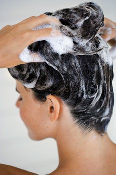 How many times per week do you wash your hair?